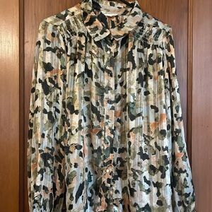 ee: some Brand Floral Lightweight Print Blouse
